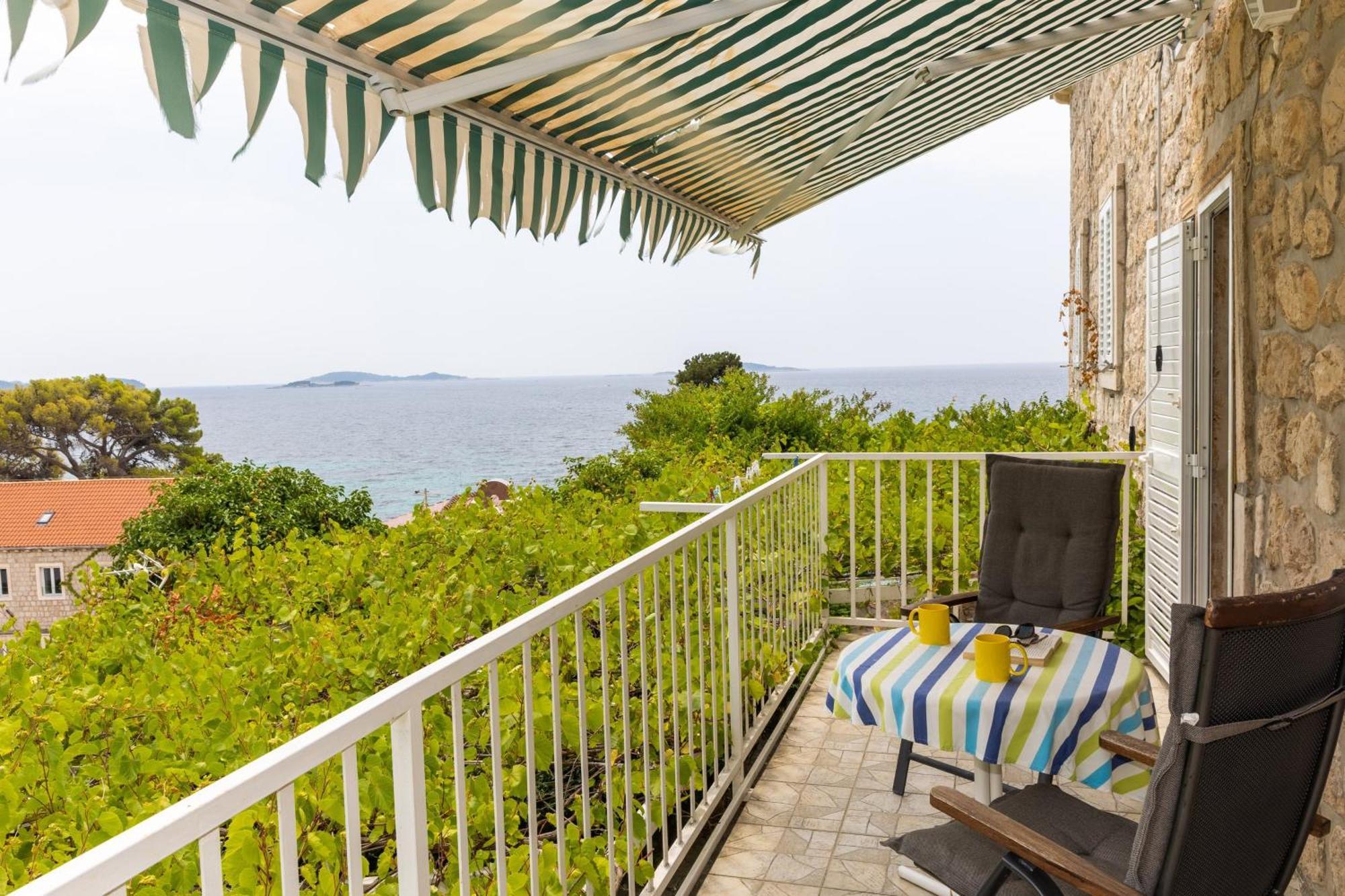 Apartments Mare Mlini Rum bild