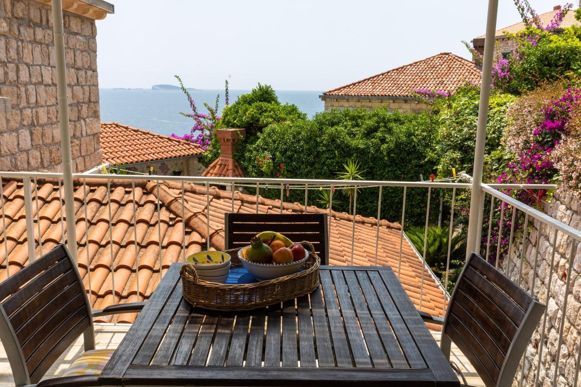 Apartments Mare Mlini Rum bild