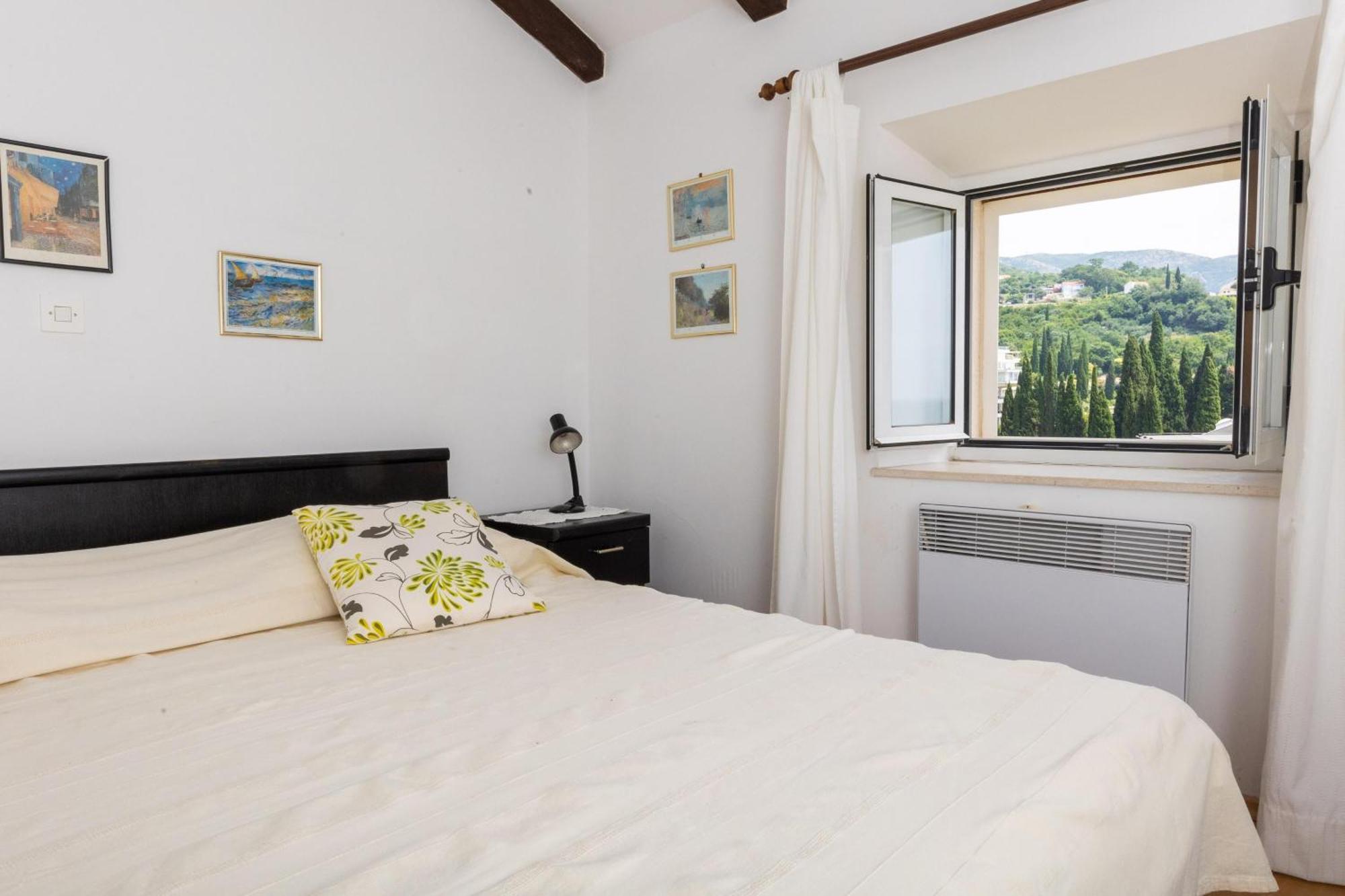 Apartments Mare Mlini Rum bild