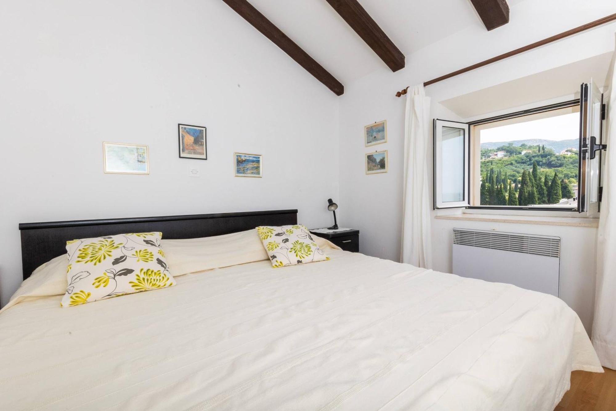 Apartments Mare Mlini Rum bild